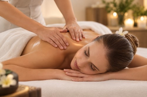 Full Body Massage (Swedish / Deep Tissue) service